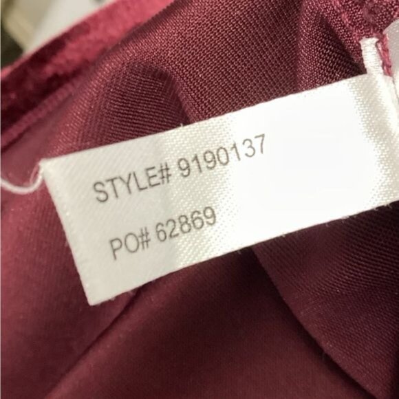 SLNY Women’s Short Sleeve Velour/Velvet Dress, Dark Wine, size 16 - Picture 7 of 8